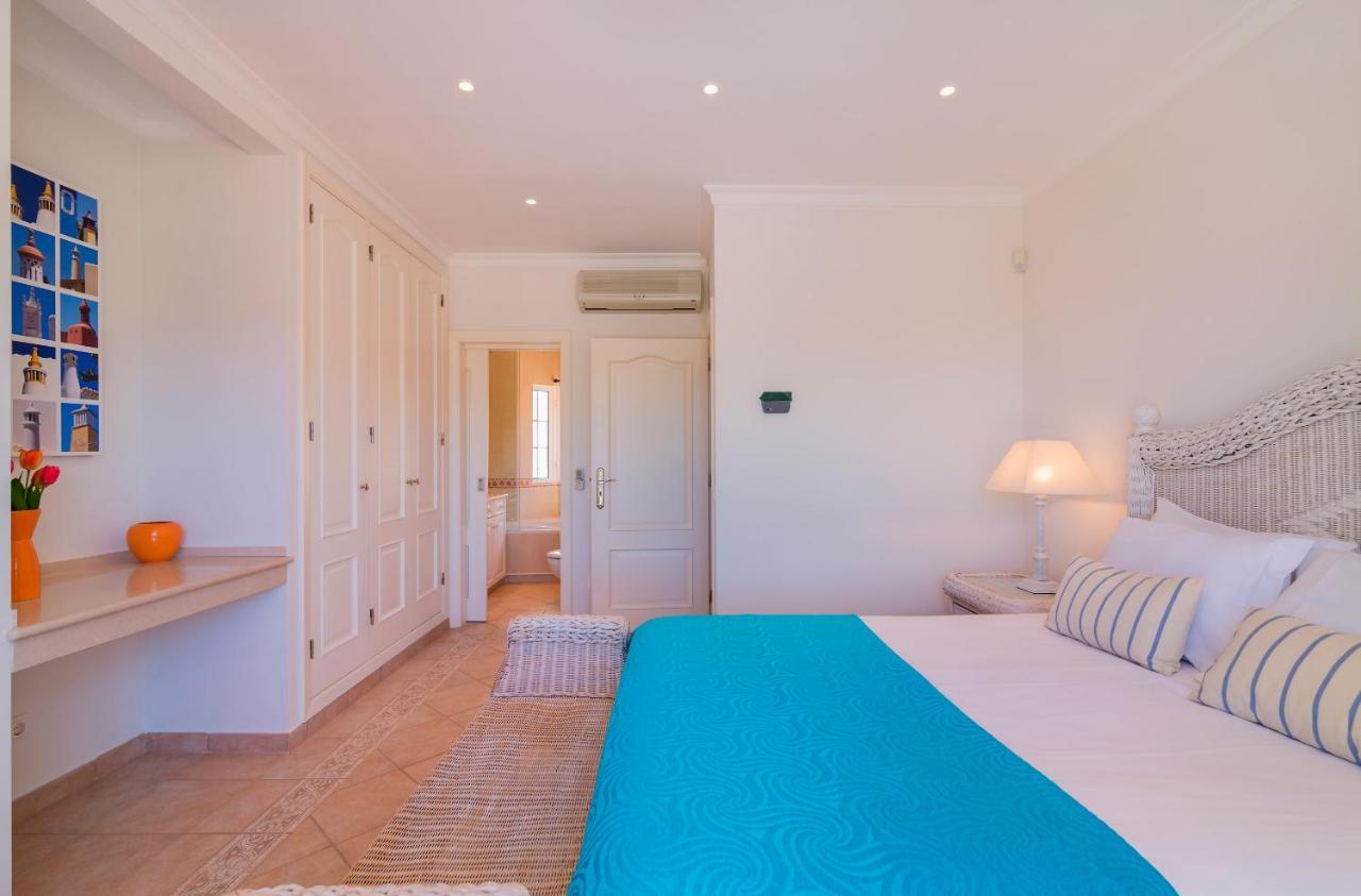 Oceans 8. Villa Almancil Luaran gambar